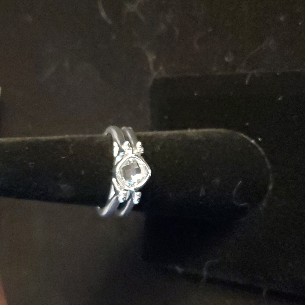 Avon inverting cocktail ring size 8